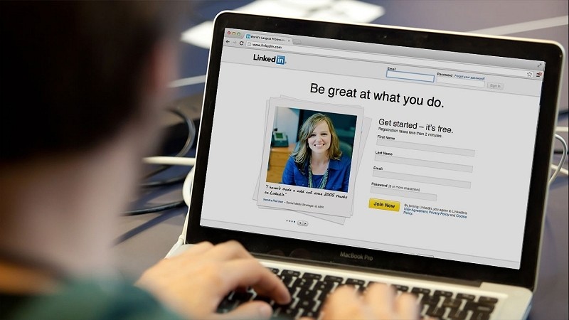 LinkedIn grants members the ability to block others
