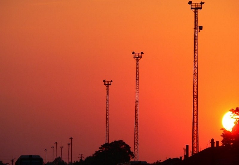 T-Mobile is adding extra antennas to cell towers for a more consistent connection