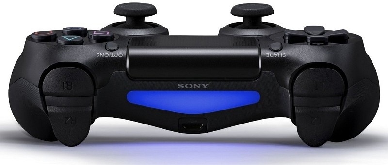 PlayStation 4's DualShock 4 light bar was designed for Project Morpheus
