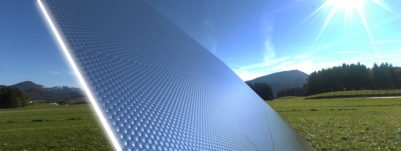 adaptive material halve cost solar power 