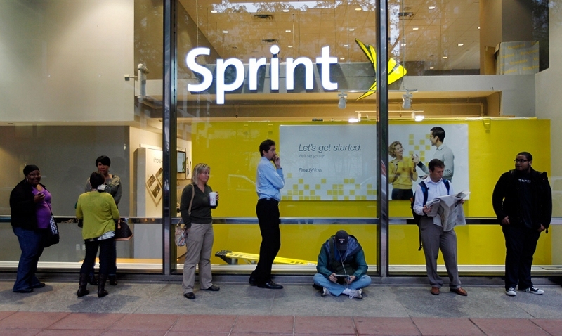 Sprint gets serious, announces attractive $100 Family Share Pack