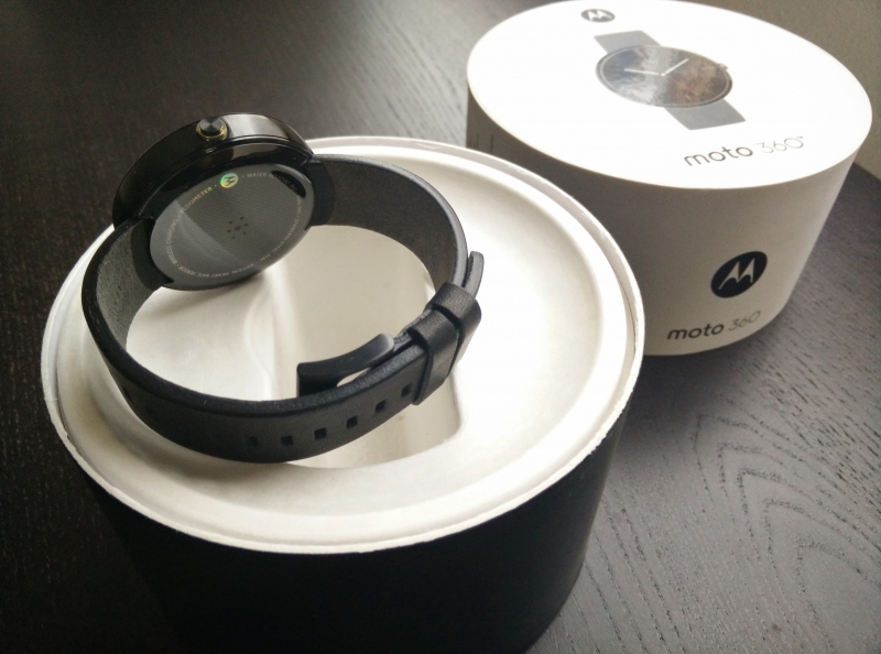 The Cornerplay: Android Wear has the vision, Apple Watch has the execution