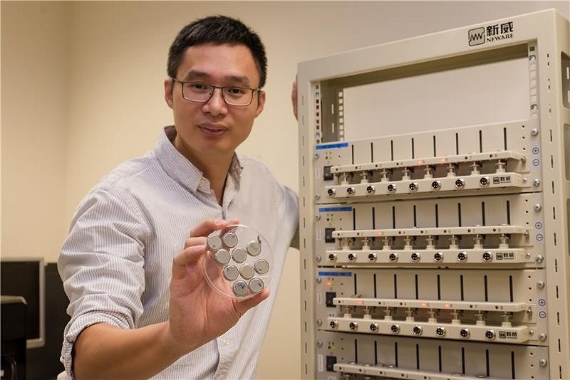 New lithium-ion battery promises 70 percent charge in just two minutes