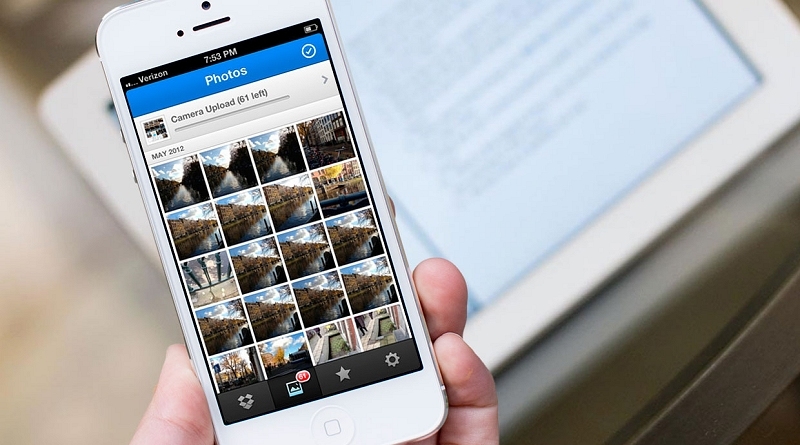 dropbox deleted bunch user files cloud storage backup bug glitch flaw selective sync