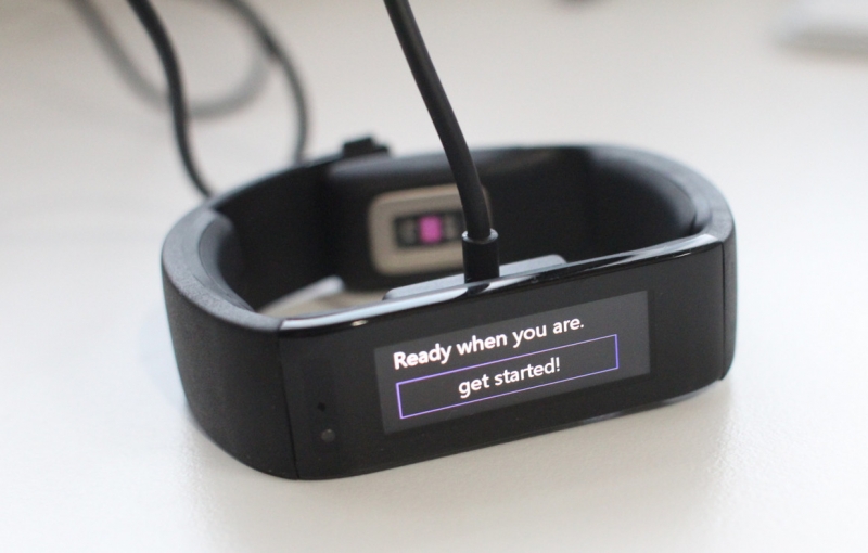 neowin hands microsoft band smartwatch wearable