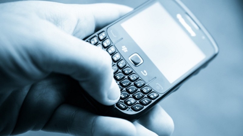 BlackBerry gets caught tweeting from an iPhone