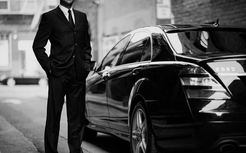 Uber drivers out-earn traditional taxi drivers and chauffeurs, study reveals