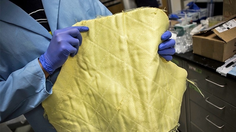 Kevlar-insulated batteries could lead to safer, slimmer gadgets
