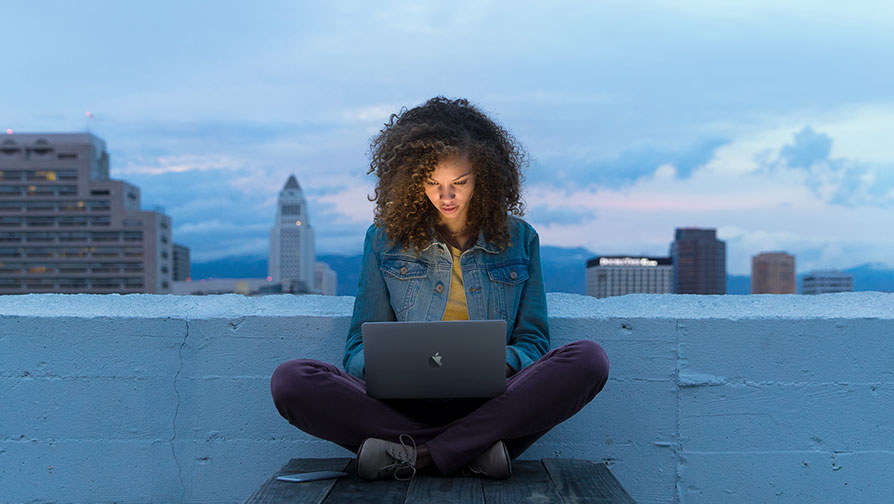 Apple's 12 MacBook is all-new: Retina, fanless, full-sized keyboard, 1x USB-C port for everything