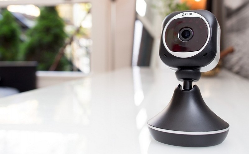 FLIR FX security cam condenses footage into a single clip that features all activity simultaneously