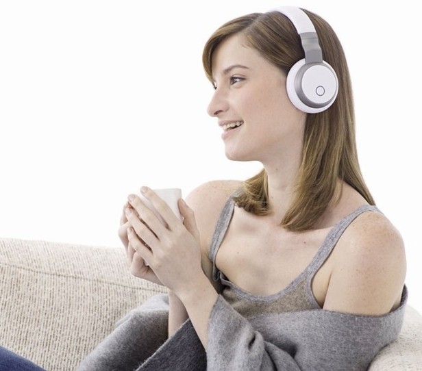 aivvy music kickstarter aivvy q aivvy q headphones smart headphones playlist personal dj