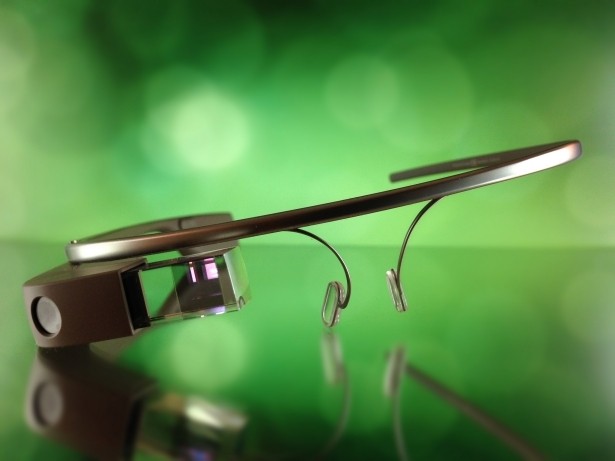 google glass coming eyewear giant luxottica google nest labs visor google glass headset eyewear augmented reality tony fadell oakley ray-ban luxottica ivy ross wearable