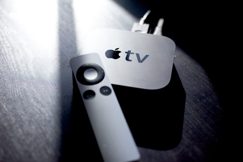 Revised Apple TV to add touch pad to remote