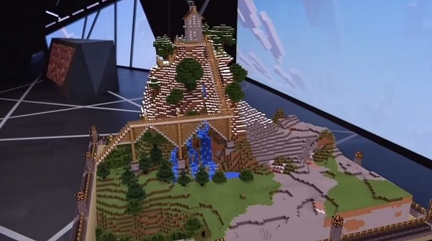 Minecraft gets free chemistry update, schools get HoloLens