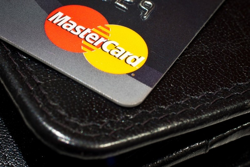 mastercard facial recognition biometrics biometric fingerprint scanner