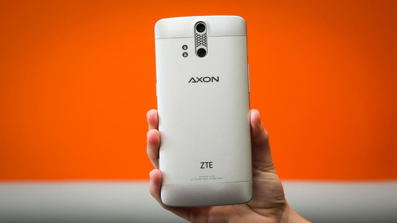 ZTE launches flagship Axon smartphone for just $450