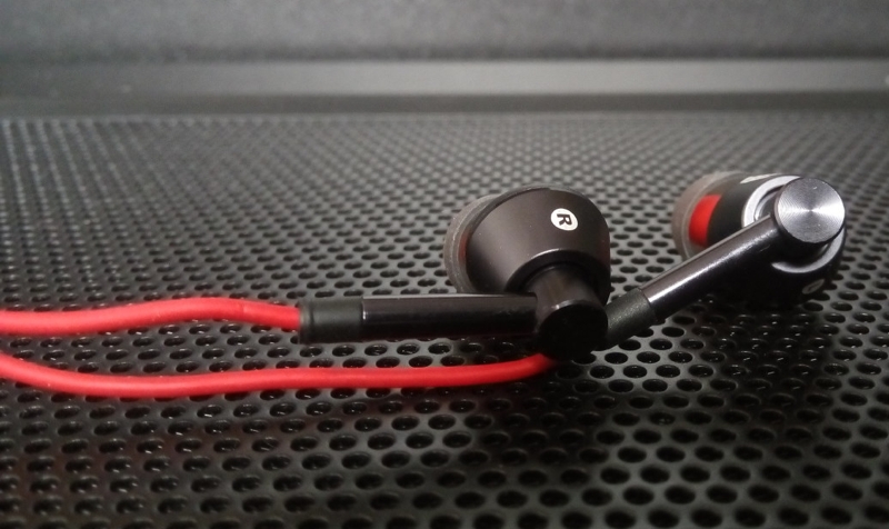 Neowin: 1More Piston in-ear headphones review