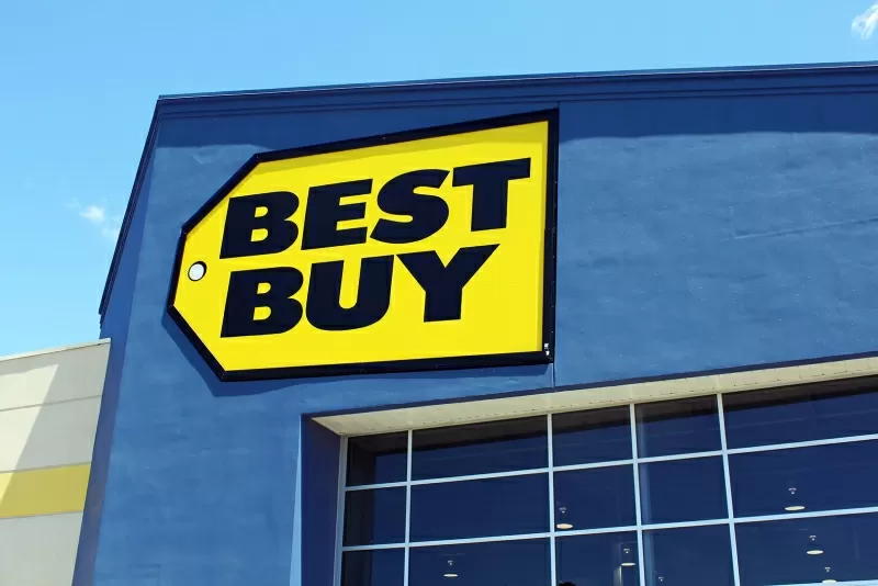 Best Buy forgets to wipe data once again before selling open box devices