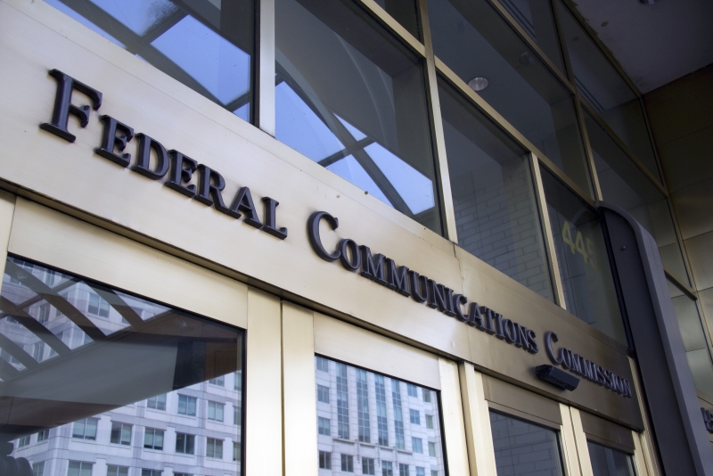 FCC continues crackdown on blocking Wi-Fi hotspots, fines company $750,000