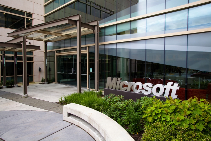 Microsoft expected to unveil a pair of Lumia smartphones, Surface Pro 4 and Band 2 at October event
