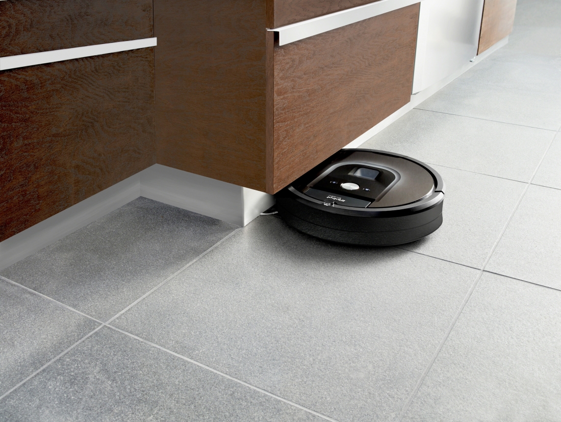 iRobot's Roomba 980 features improved mapping technology, more powerful motor and cloud connectivity