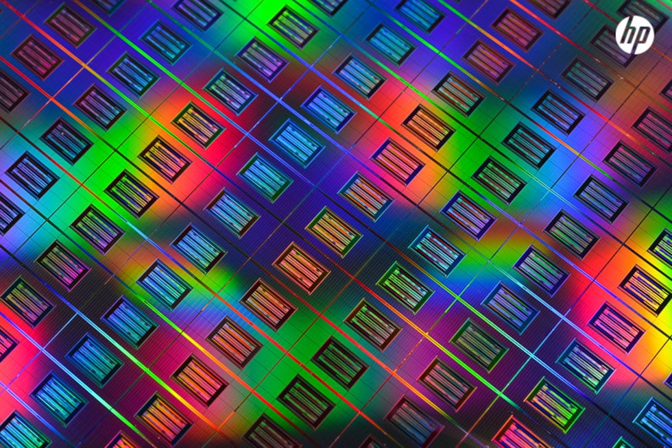 HP, SanDisk partner on storage-class memory to take on Intel and Micron's 3D XPoint