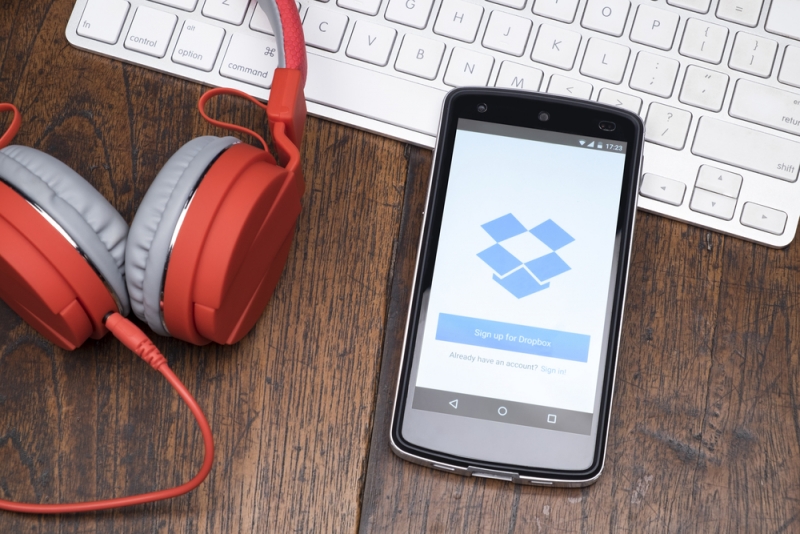 RIP to two Dropbox apps: Mailbox and Carousel