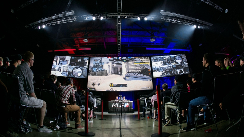 Weekend tech reading: MLG sold to Activision, Linux's remaining hurdles, virtual reality predictions