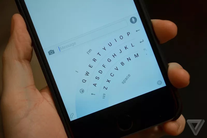 Microsoft's keyboard for iPhones spotted in the wild