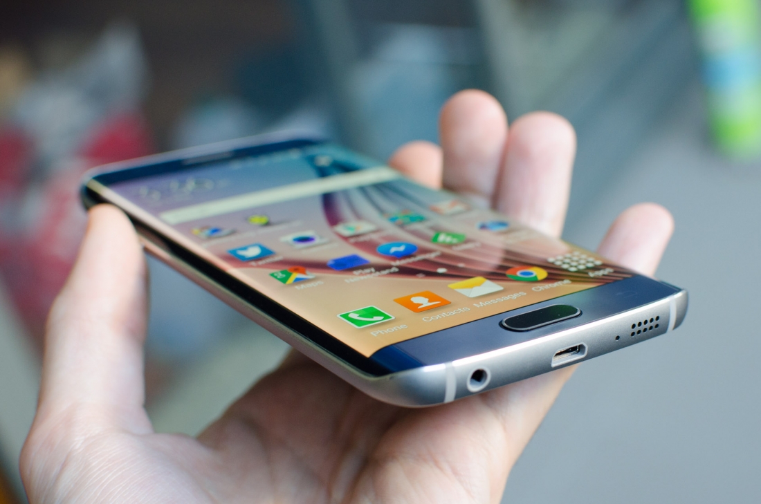 Expect a large battery in the Samsung Galaxy S7 Edge