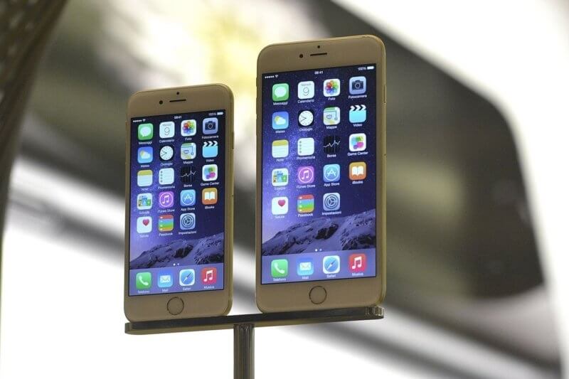 Next-gen iPhone rumors: 5.8-inch curved AMOLED display, wireless charging and more