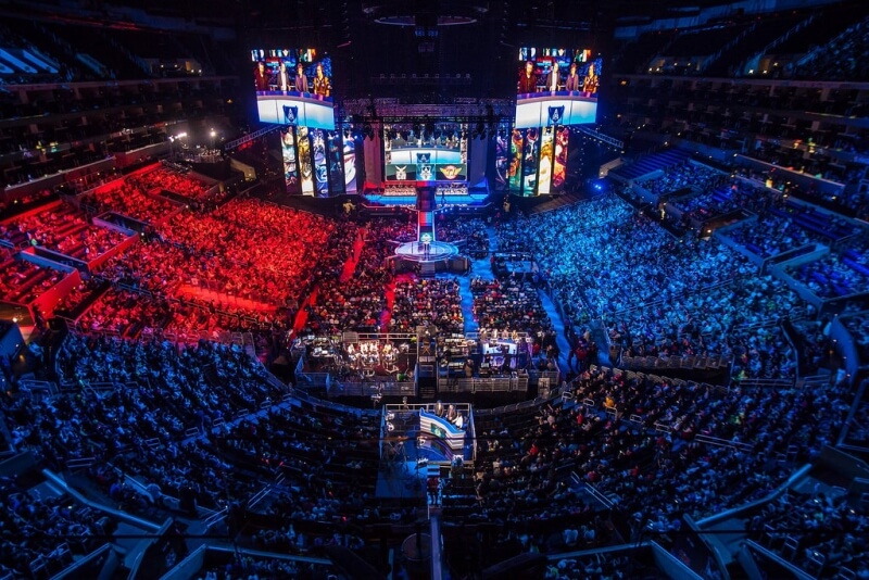 The eSports industry has grown 43% since last year, expected to generate $463 million in 2016