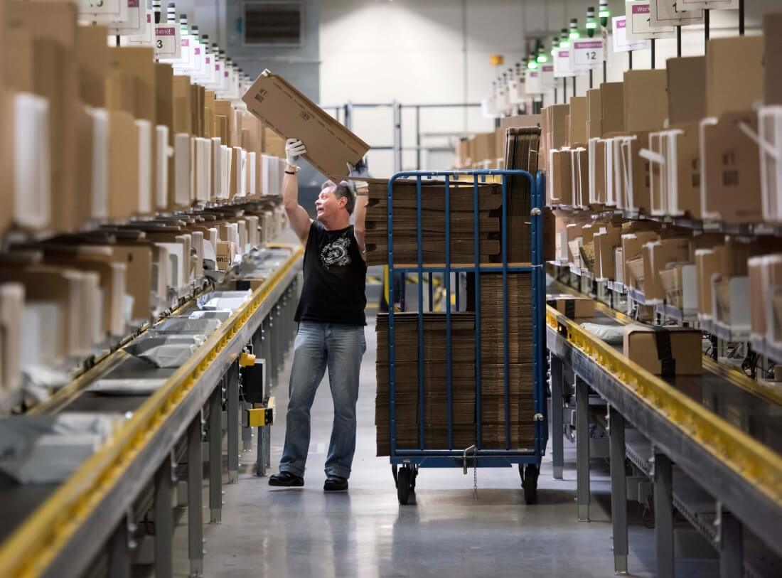 Amazon has its best quarter ever with $513 million in profit