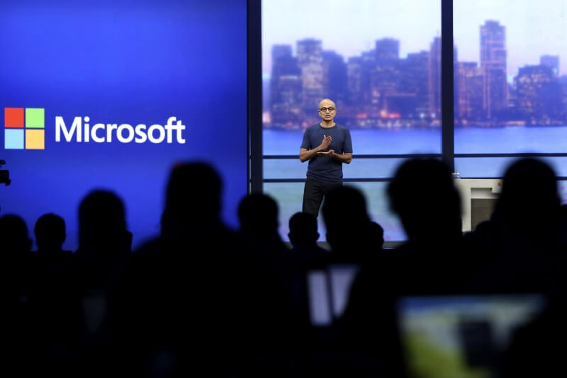 Microsoft is cutting another 2850 jobs from its phone business and sales force