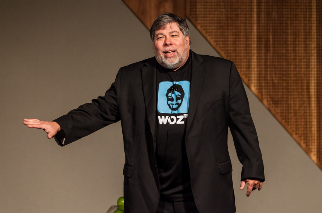 Steve Wozniak warns Apple over removing the 3.5mm headphone jack for the iPhone 7