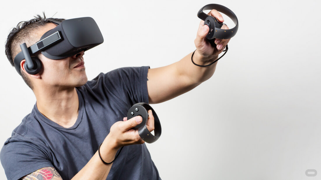The Oculus Touch controllers' high price has been revealed
