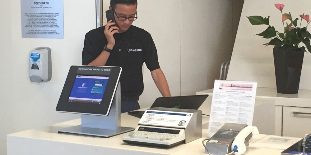 Samsung is setting up Galaxy Note 7 exchange booths in airports