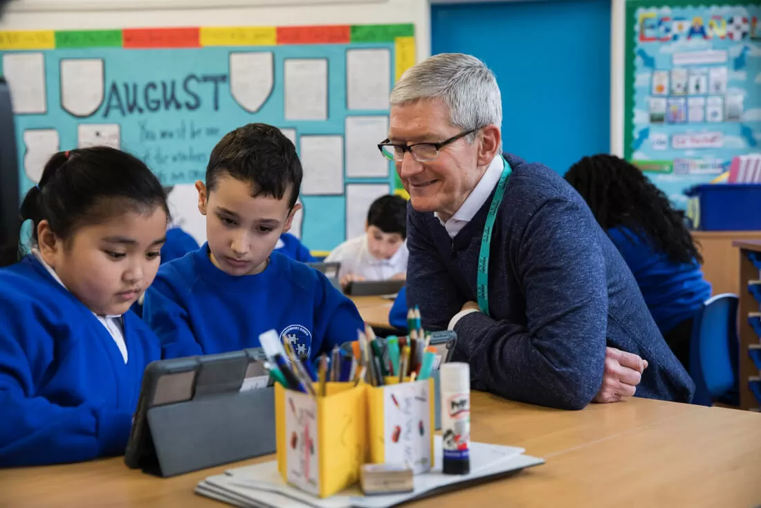 Tim Cook says UK will be fine outside of EU; tells students not to work just for the money