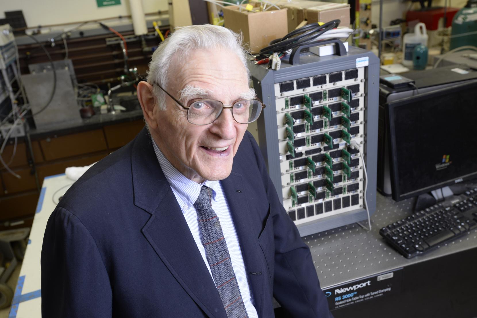 Lithium-ion co-inventor helps develop solid-state battery that is non-combustible, inexpensive and has a long lifespan