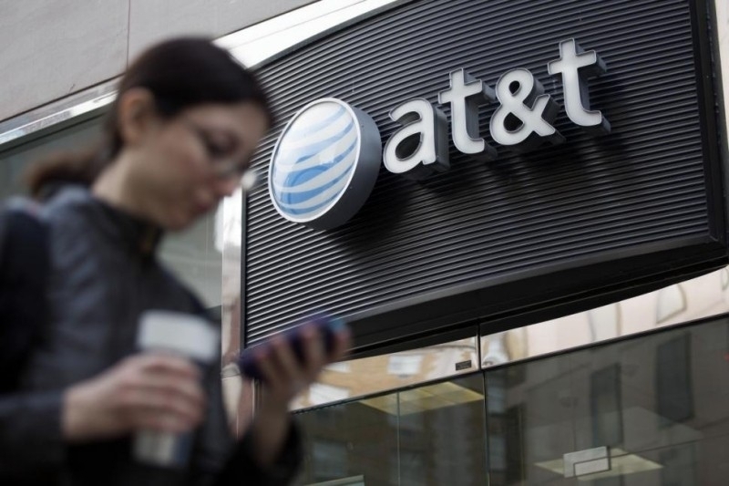 AT&T pays $1.6 billion for Straight Path Communications to bolster 5G spectrum holdings