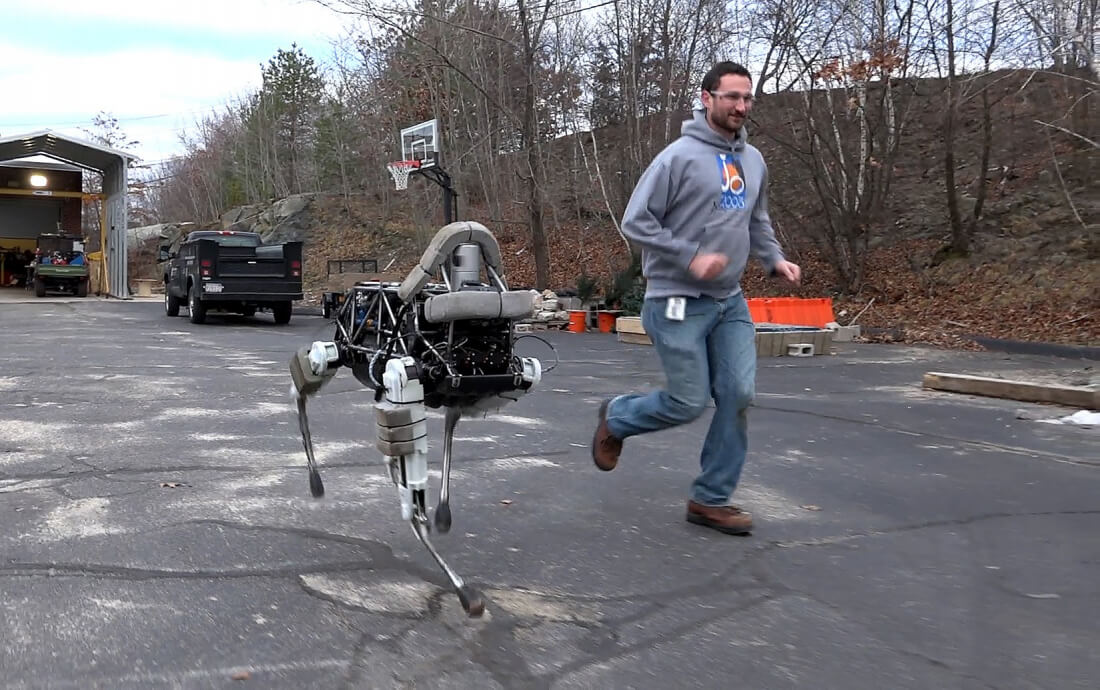 Boston Dynamics' Spot robot could have a future as a mailman