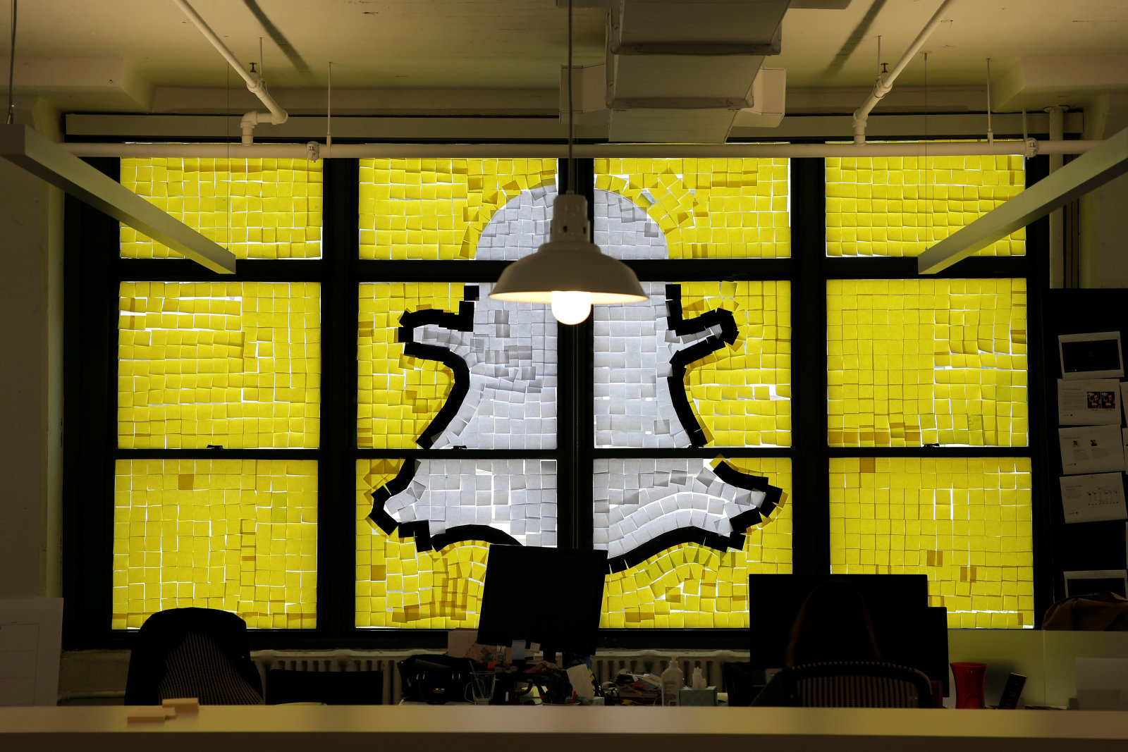 Snapchat mocks Facebook with its Russian bot filter