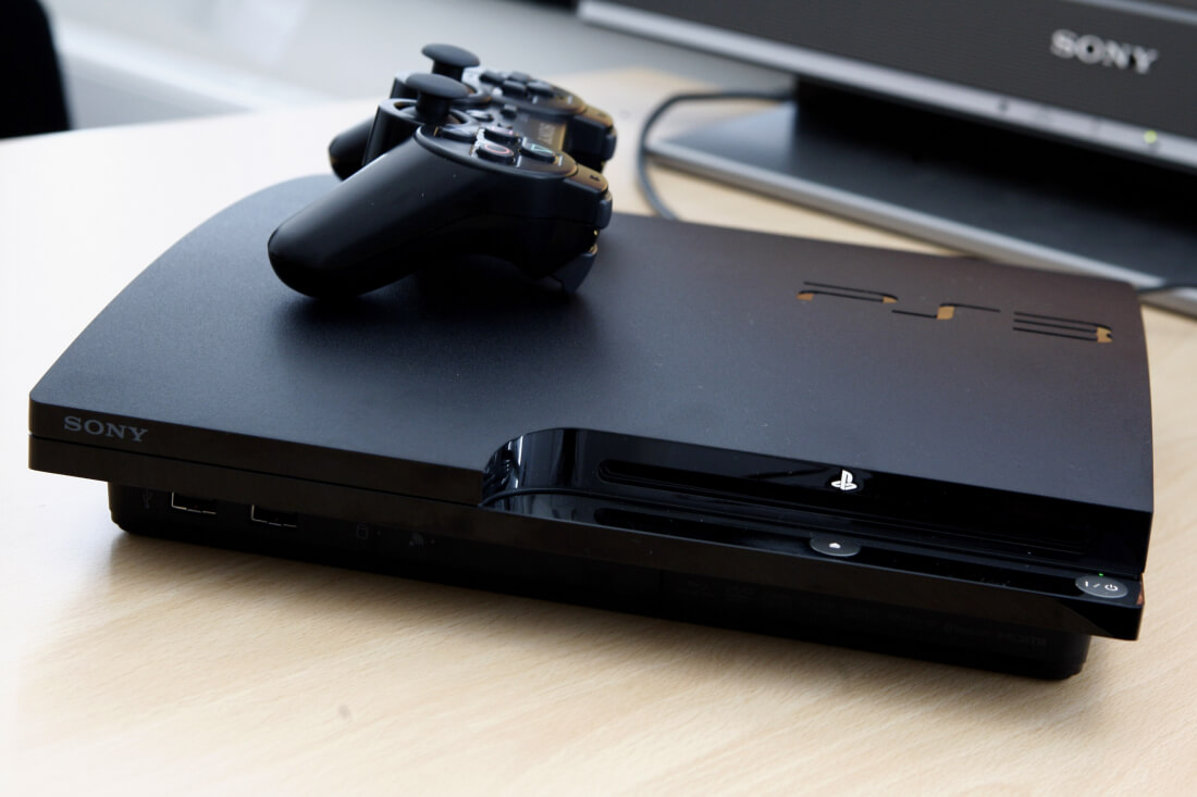 PlayStation 3 officially slips into its twilight years as Sony Japan ships last PS3 console