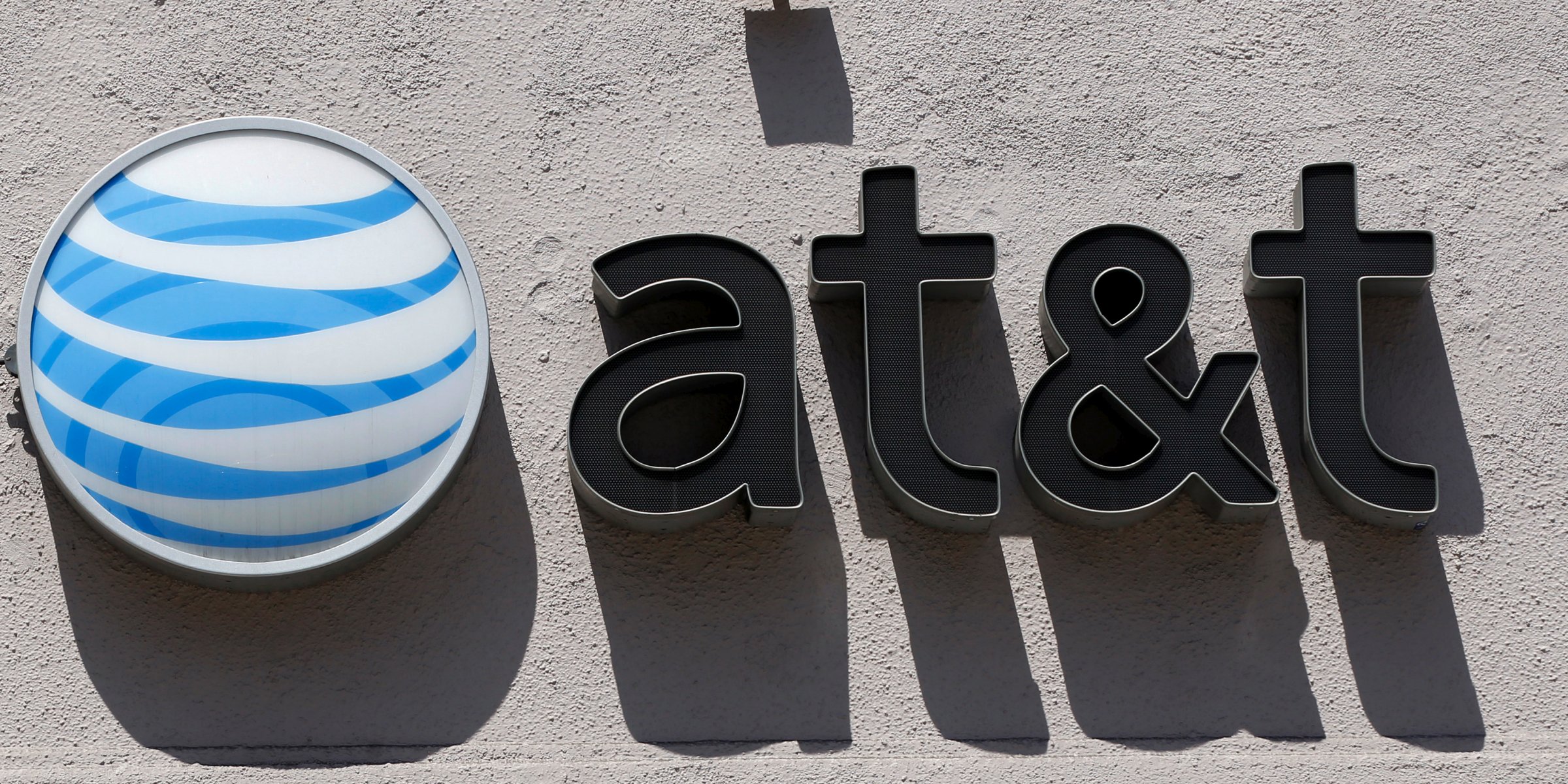 Net neutrality: Is AT&T trying to trick people into supporting the repeal of Title II?