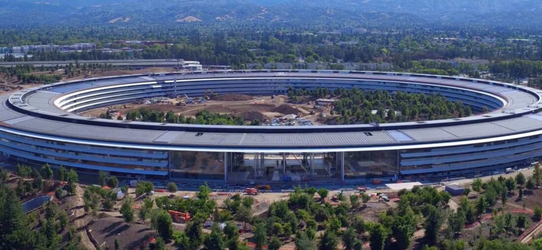 Apple has declared the airspace above its new campus a 'no-fly zone'