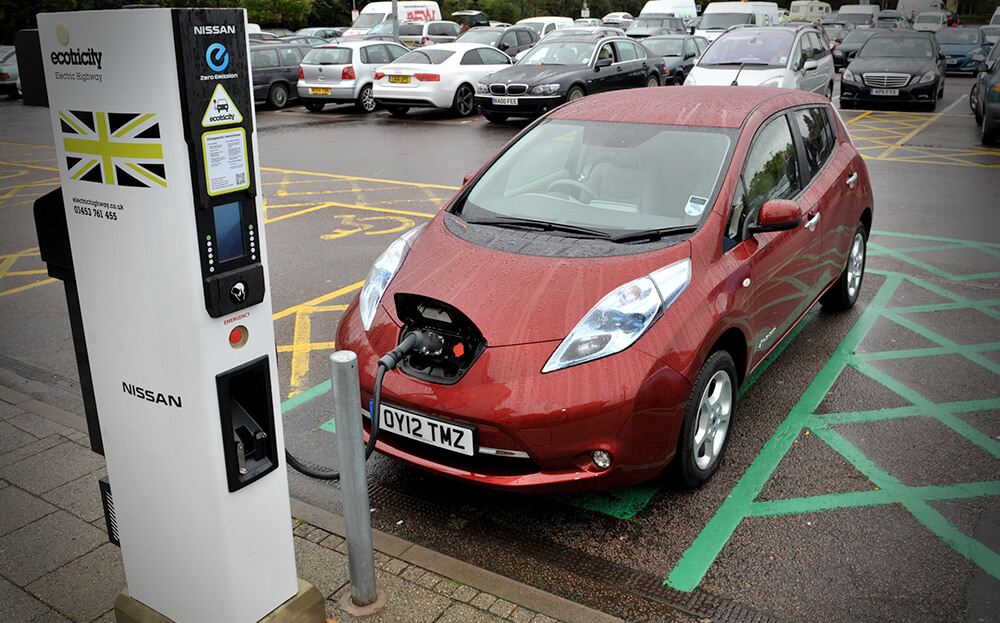 The UK plans to ban the sale of fossil fuel-powered vehicles by 2040