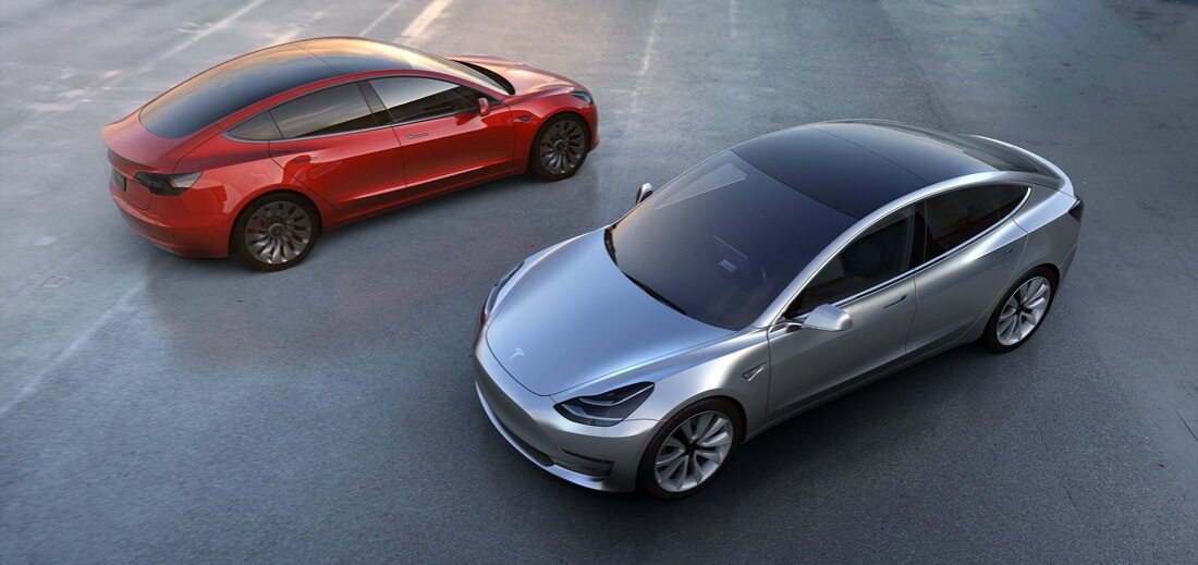 Tesla now has 455,000 reservations for its mainstream Model 3 sedan
