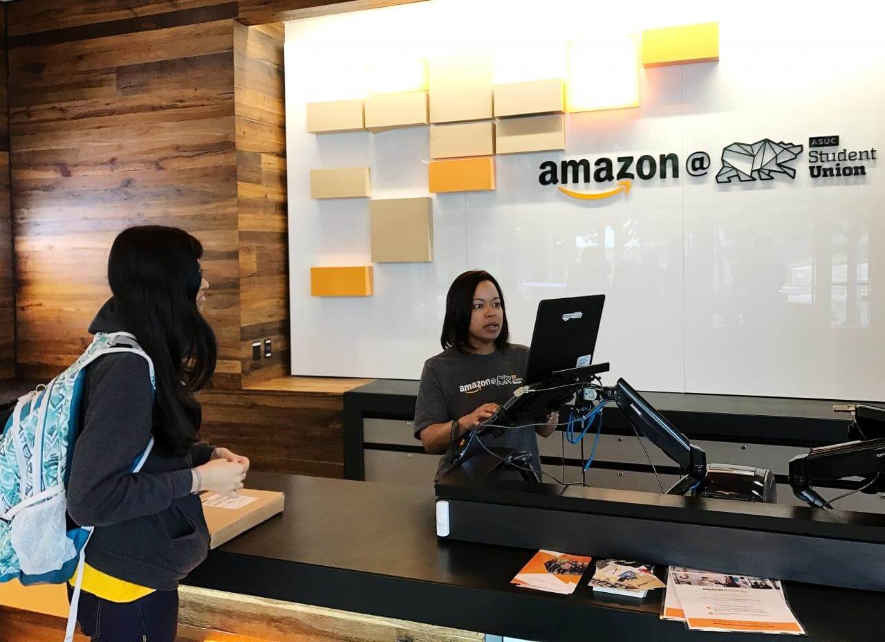 Amazon Instant Pickup is a convenience store for the instant gratification crowd