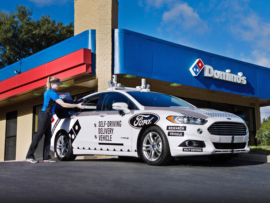 Domino's uses autonomous Ford Fusions to deliver pizzas