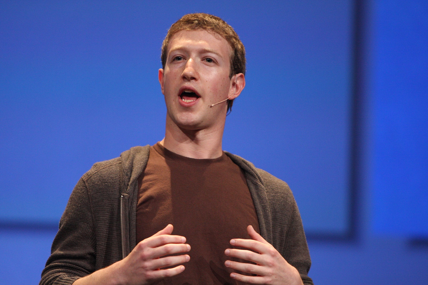 Mark Zuckerberg defends Facebook against Trump's claims of bias